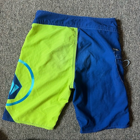 Boardshort 27 - Volcom - Picture 3 of 5